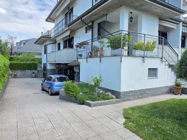 Villa in vendita a Mediglia MI