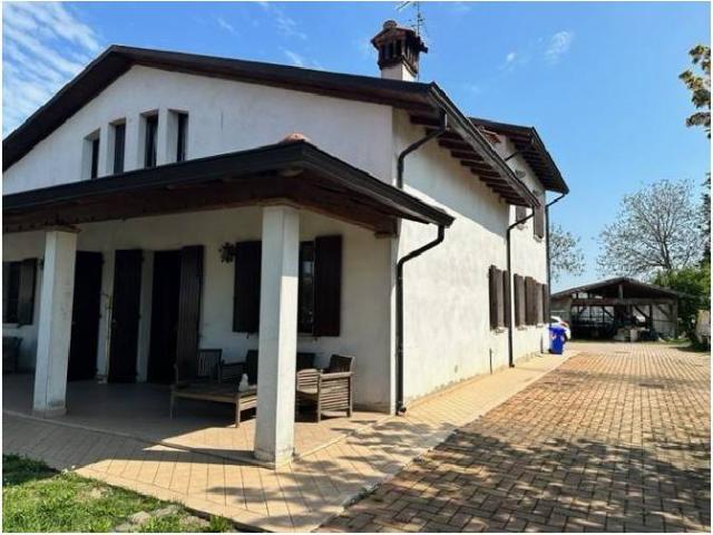 Villa in vendita a Medolla MO