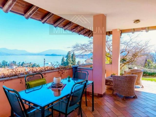 Villa in vendita a Meina NO