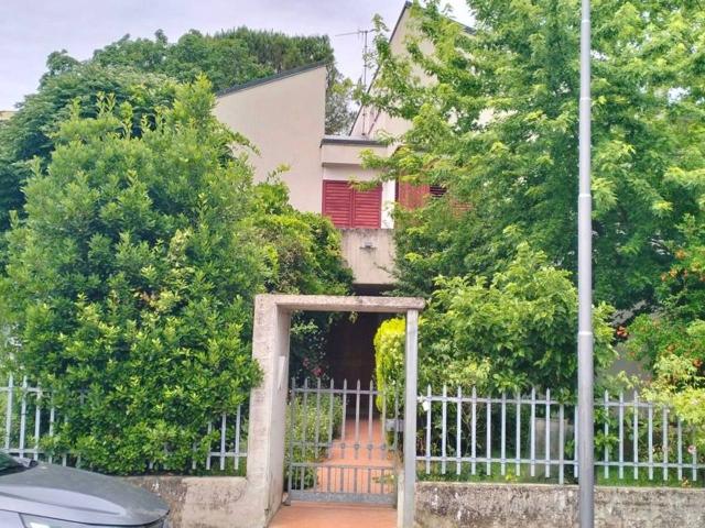 Villa in vendita a Meldola