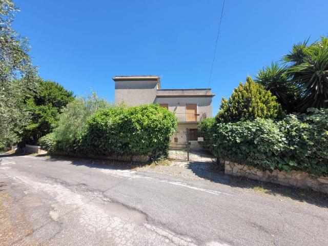 Villa in vendita a Mentana RM