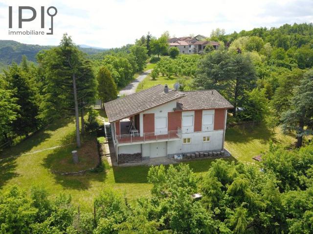 Villa in vendita a Merana AL