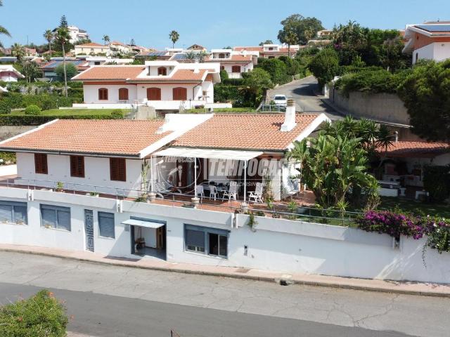 Villa in vendita a Messina