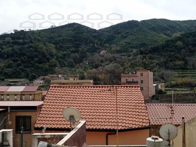 VILLA in VENDITA a MESSINA MESSINA di 3 vani