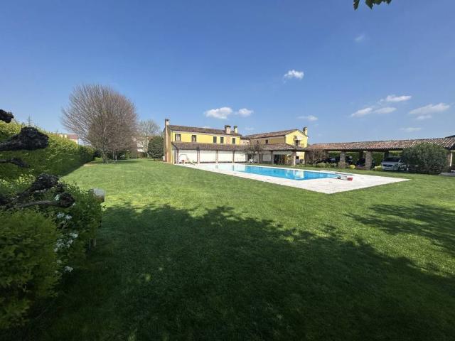 Villa in vendita a Mestrino PD