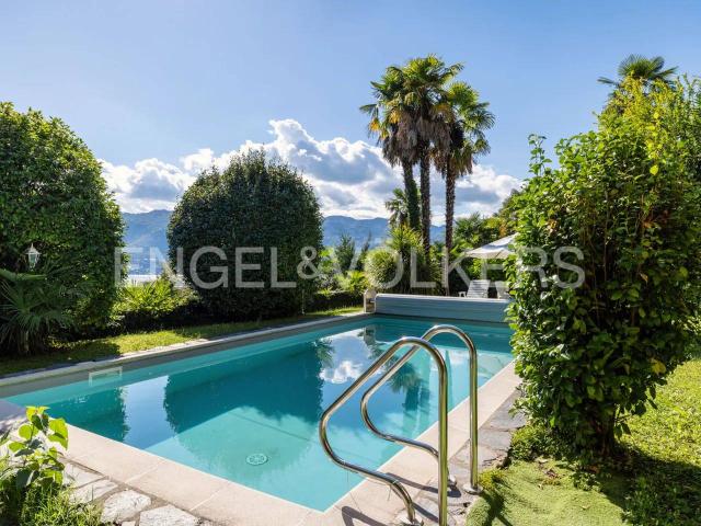 Villa in vendita a Miasino