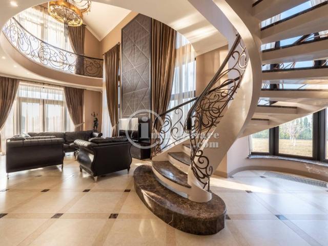 Villa in vendita a Milano MI