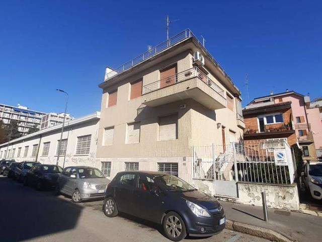 Villa in vendita a Milano MI