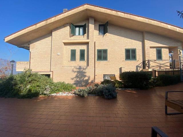 Villa in vendita a Minturno LT