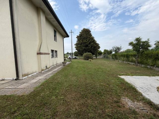 Villa in vendita a Mira VE