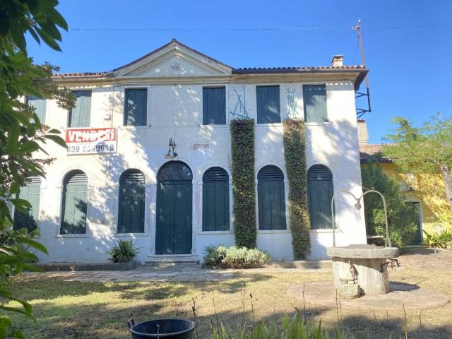 Villa in vendita a Mira VE
