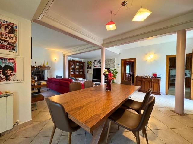 Villa in vendita a Mira VE