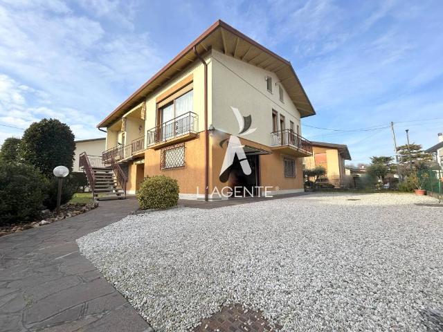 Villa in vendita a Mira VE