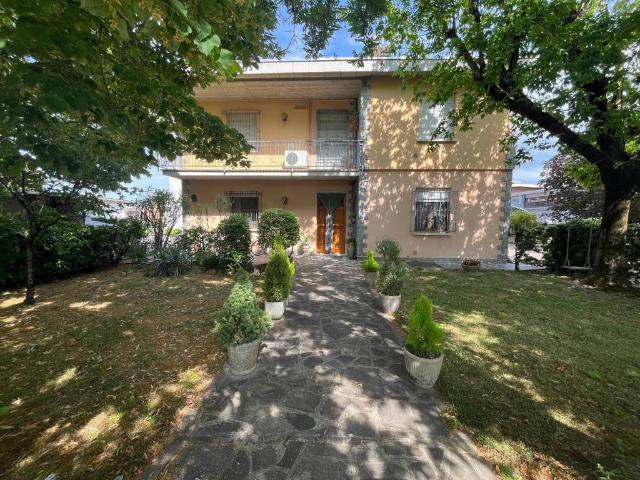Villa in vendita a Mirandola MO