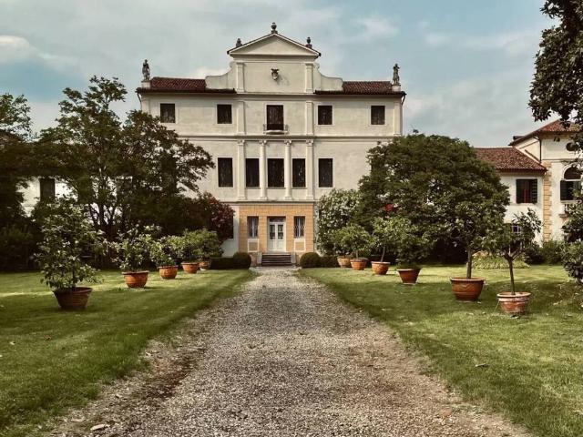 Villa in vendita a Mirano VE