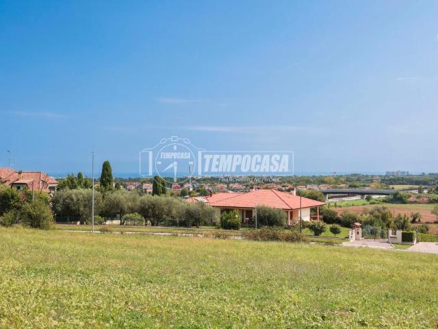 Villa in vendita a Misano Adriatico