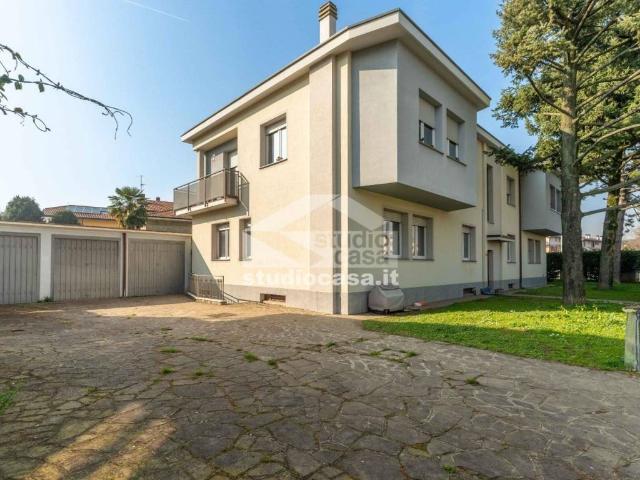 Villa in vendita a Muggiò MB