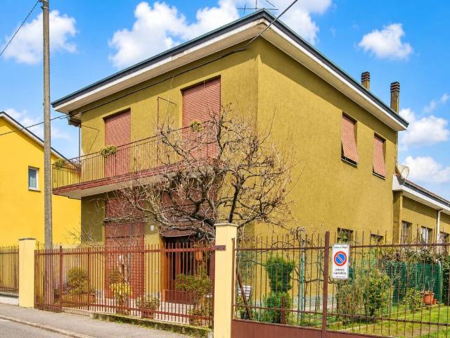 Villa in vendita a Muggiò MB