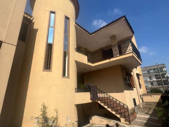 Villa in vendita a Mugnano di Napoli NA