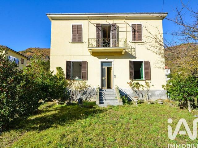 Villa in vendita a Murialdo