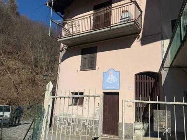 Villa in vendita a Murialdo SV