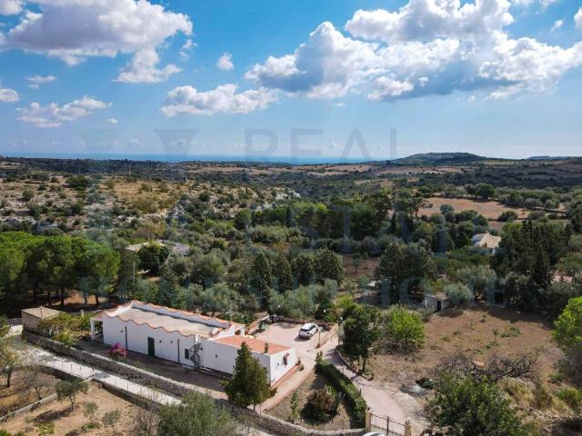 Villa in vendita a Noto SR
