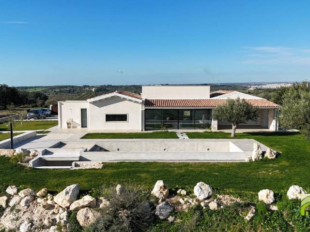 Villa in vendita a Noto SR