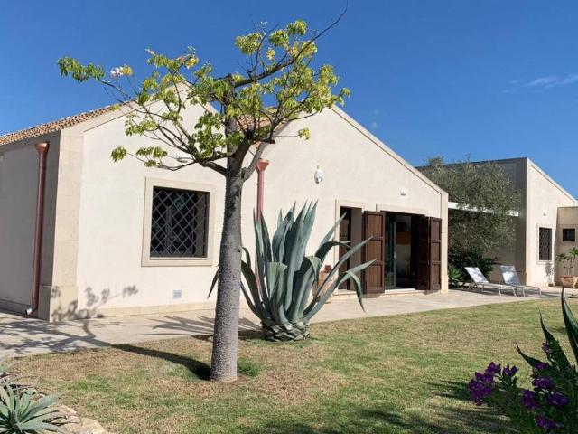 Villa in vendita a Noto SR