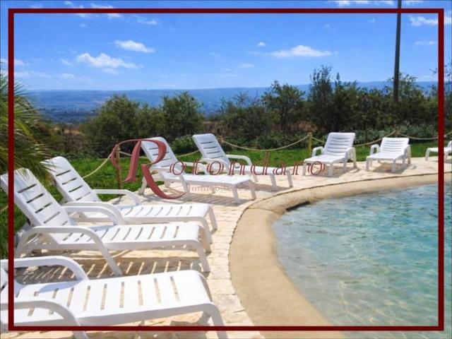 Villa in vendita a Noto SR