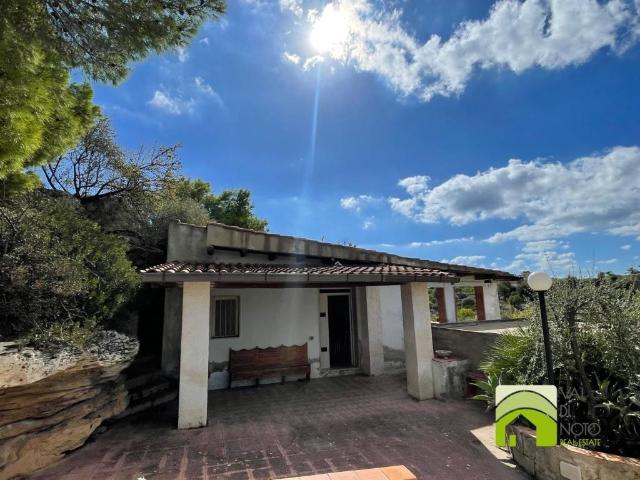 Villa in vendita a Noto SR