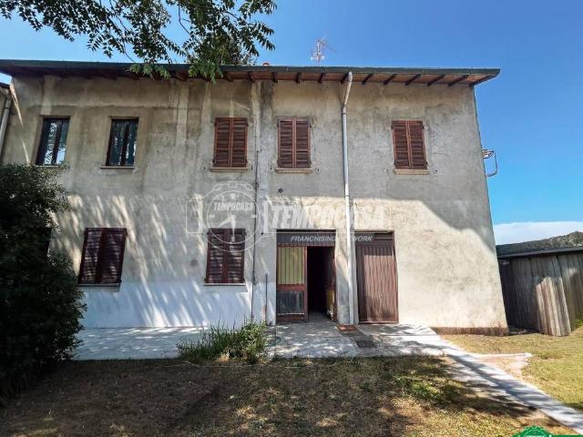 Villa in vendita a Nova Milanese MB