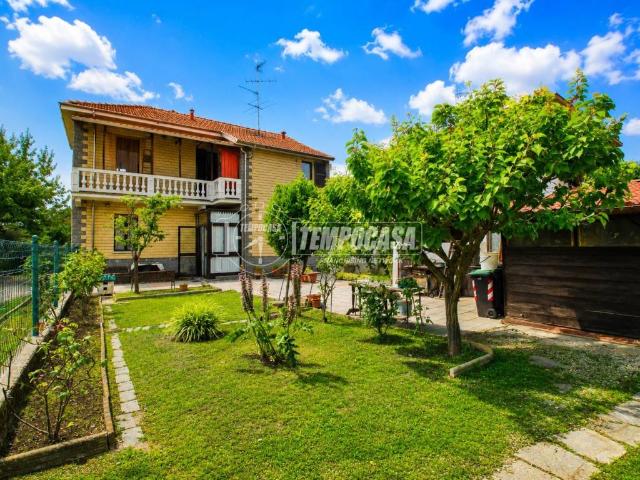 Villa in vendita a Novara NO