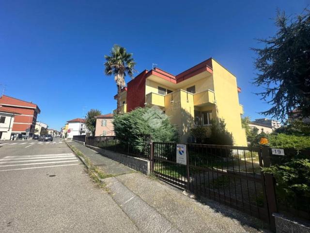 Villa in vendita a Novara NO