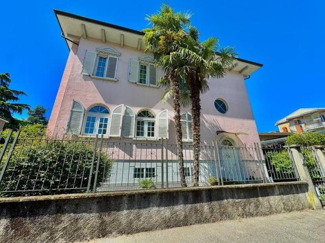Villa in vendita a Novara