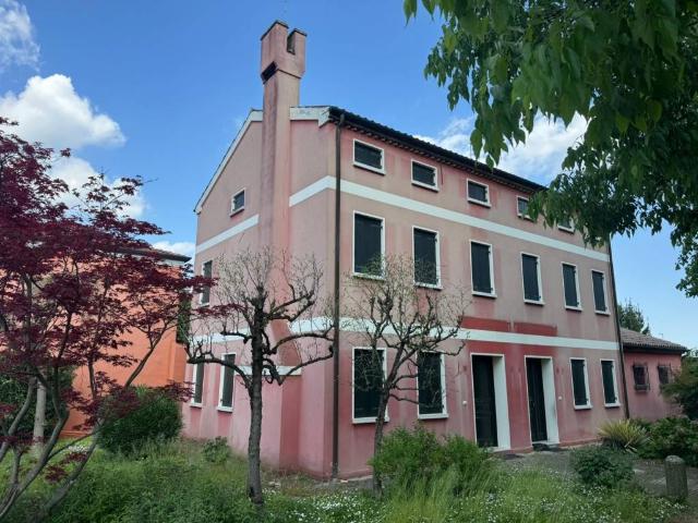 Villa in vendita a Noventa di Piave VE