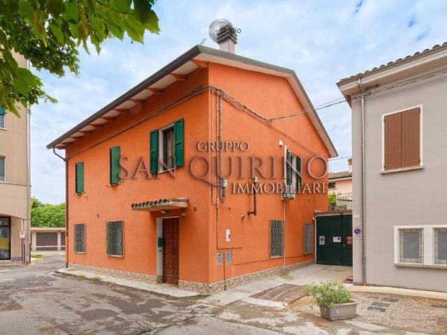 Villa in vendita a Novellara RE