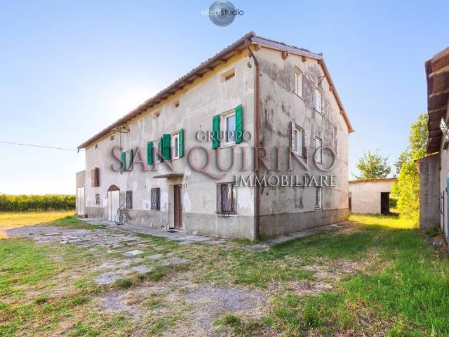 Villa in vendita a Novellara RE