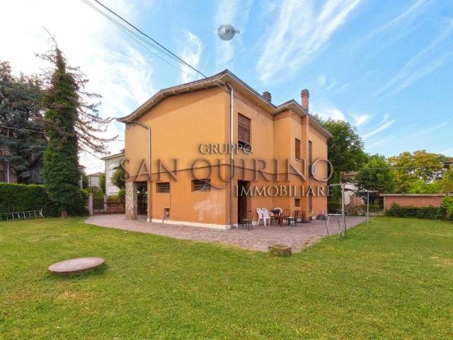 Villa in vendita a Novellara RE