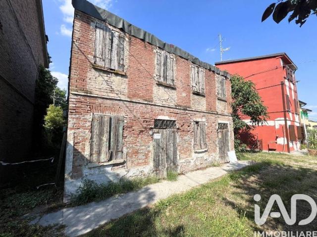 Villa in vendita a Novi di Modena MO