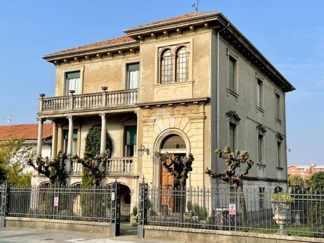 Villa in vendita a Novi Ligure AL
