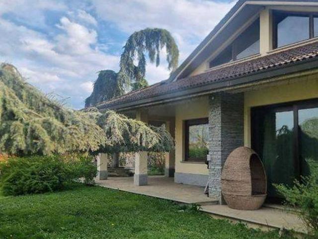 Villa in vendita a Novi Ligure AL
