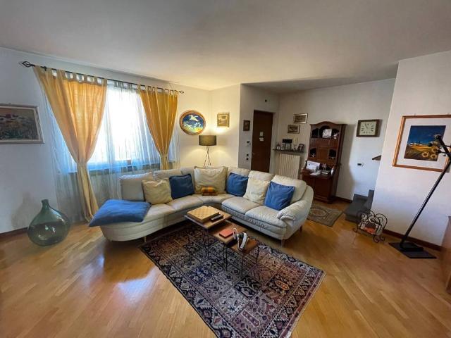 Villa in vendita a Novi Ligure AL