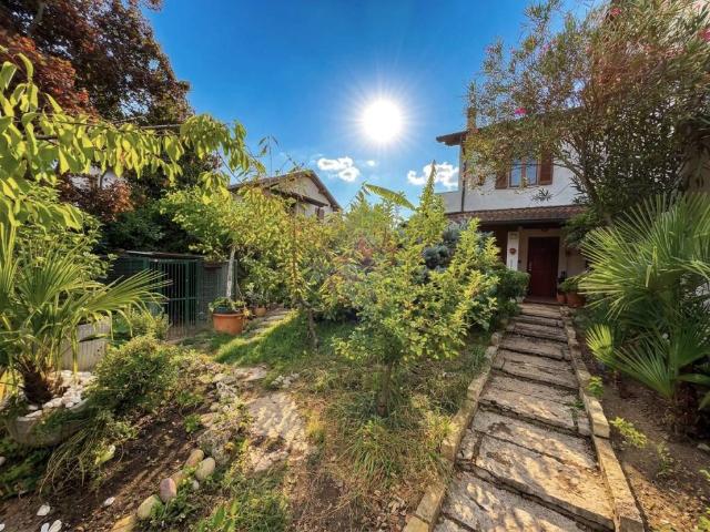 Villa in vendita a Noviglio MI