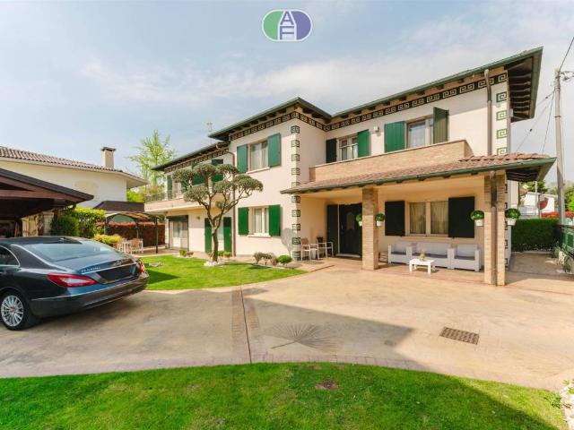 Villa in vendita a Noale VE