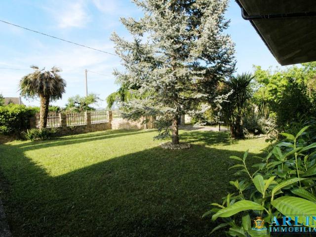 Villa in vendita a Nocciano PE