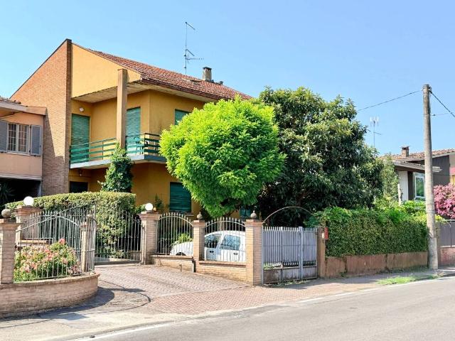 Villa in vendita a Noceto PR
