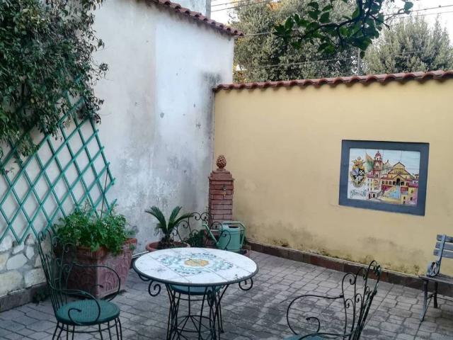Villa in vendita a Nola NA