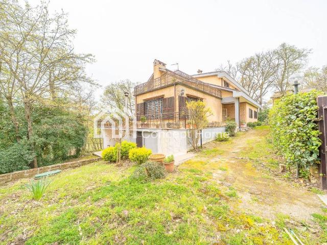 Villa in vendita a Nazzano RM