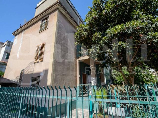 Villa in vendita a Napoli NA