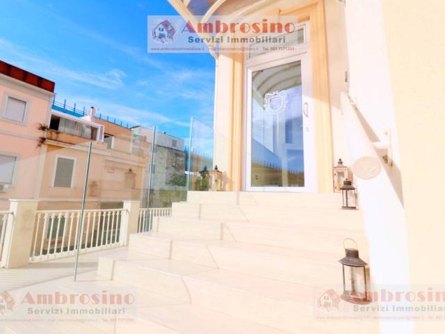 Villa in vendita a Napoli NA
